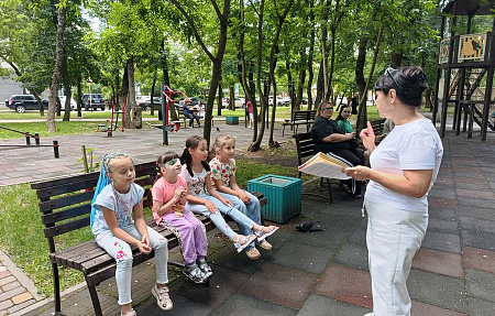Дарят смешинки «Весёлые картинки»