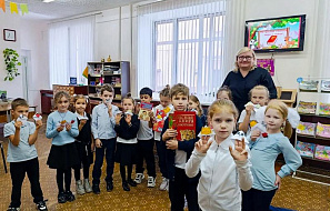 На красной странице звери и птицы