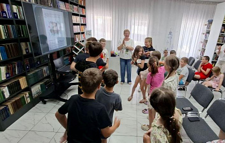 Он любил животных и мир на Земле
